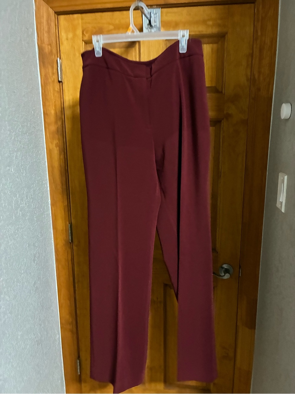 High-Rise Wide-Leg Pants - Burgundy